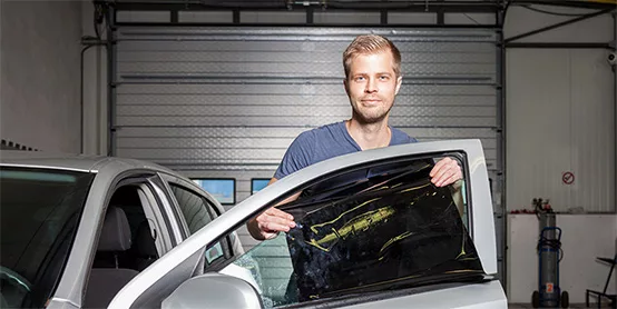 Tónování autoskel